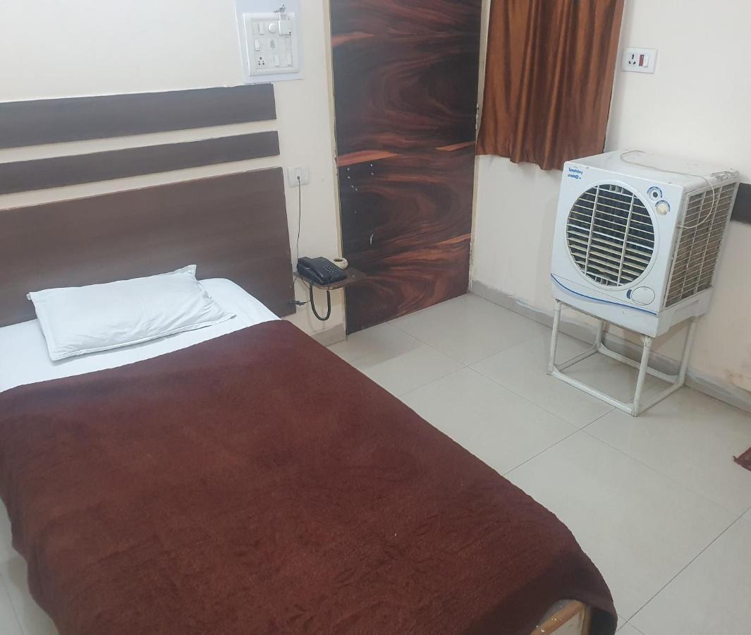 Hotel Anmol 阿姆比卡普尔 外观 照片